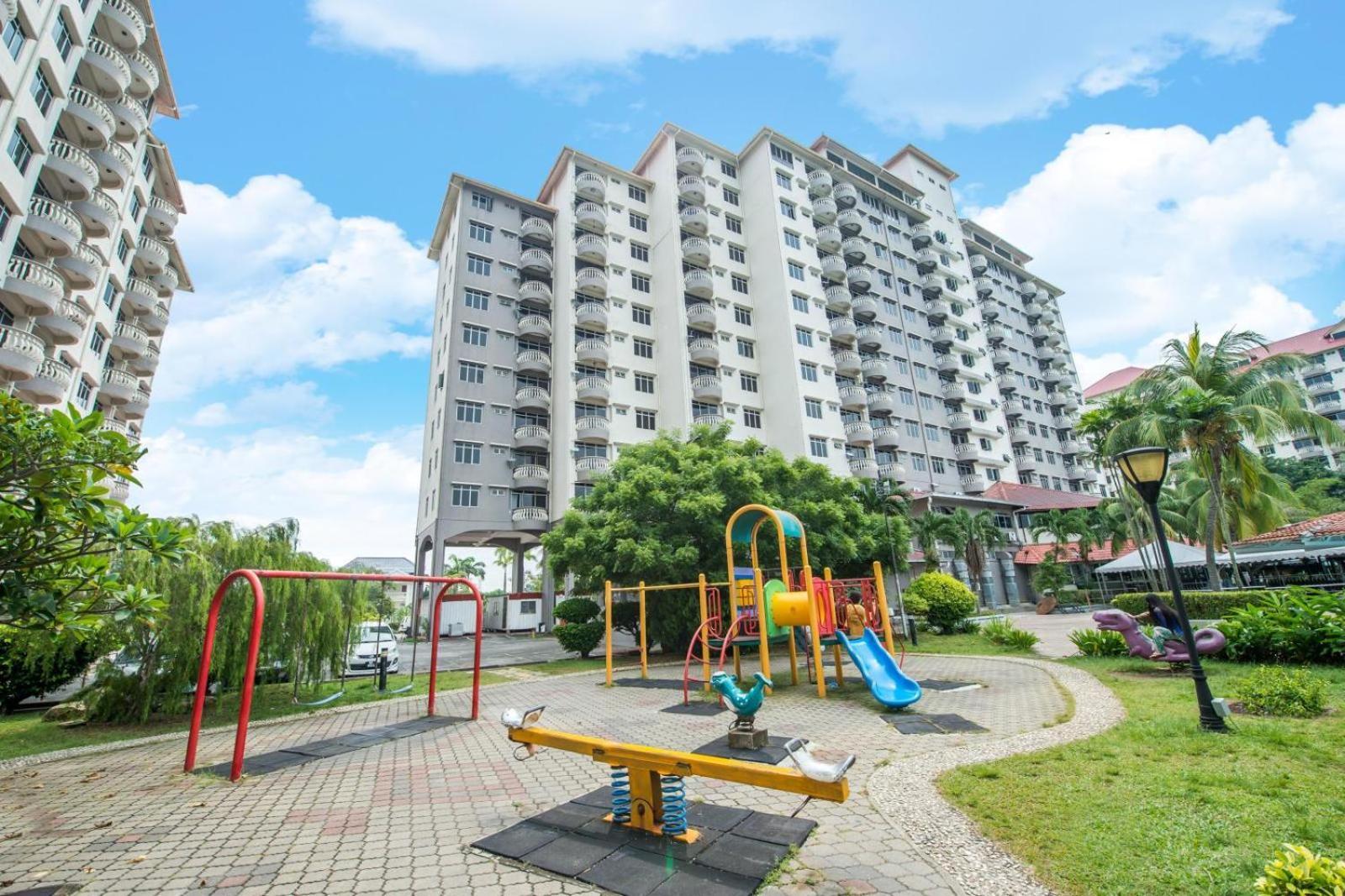 Ruiyas Sea View Condominium Portdickson Port Dickson Luaran gambar